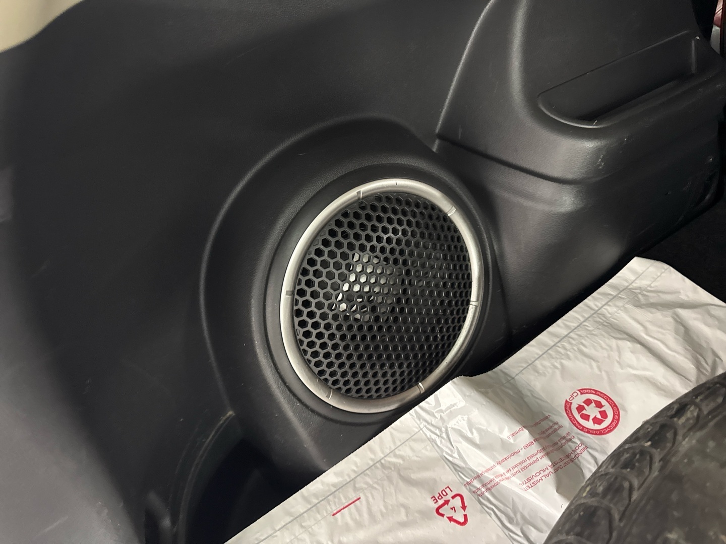 MITSUBISHI Outlander PHEV 2015