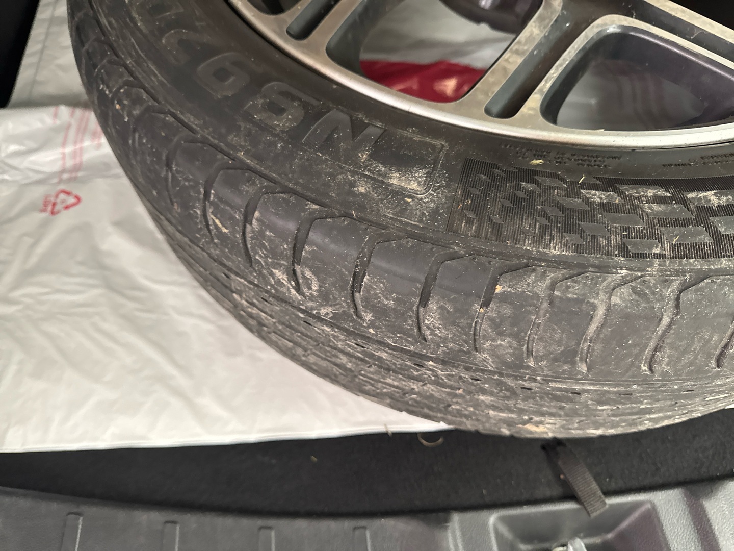 MITSUBISHI Outlander PHEV 2015