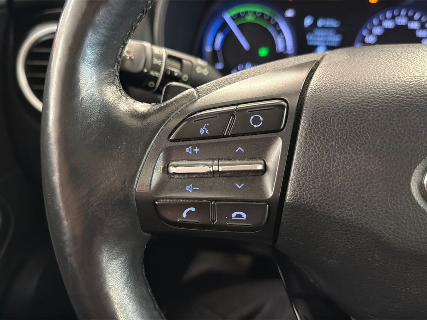HYUNDAI KONA 18