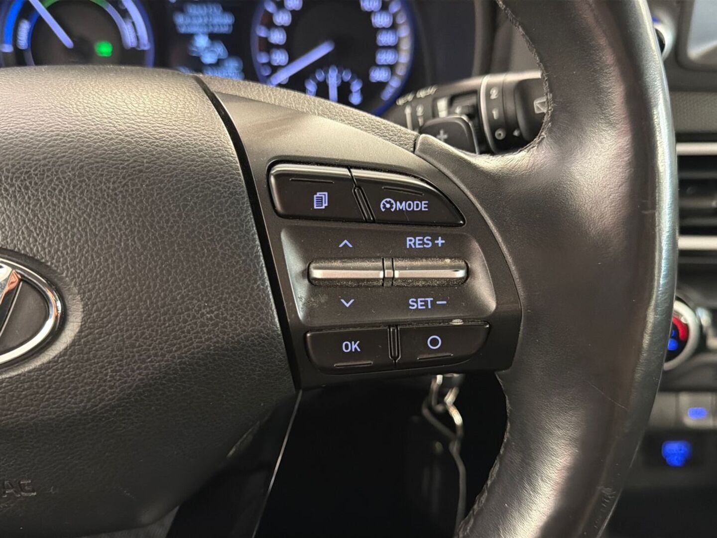 HYUNDAI KONA 19