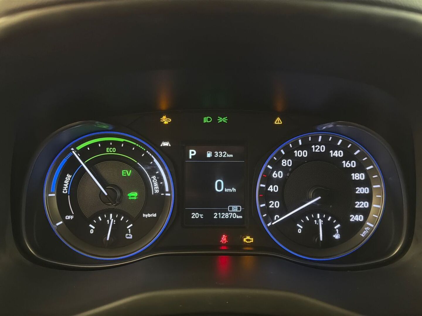 HYUNDAI KONA 23
