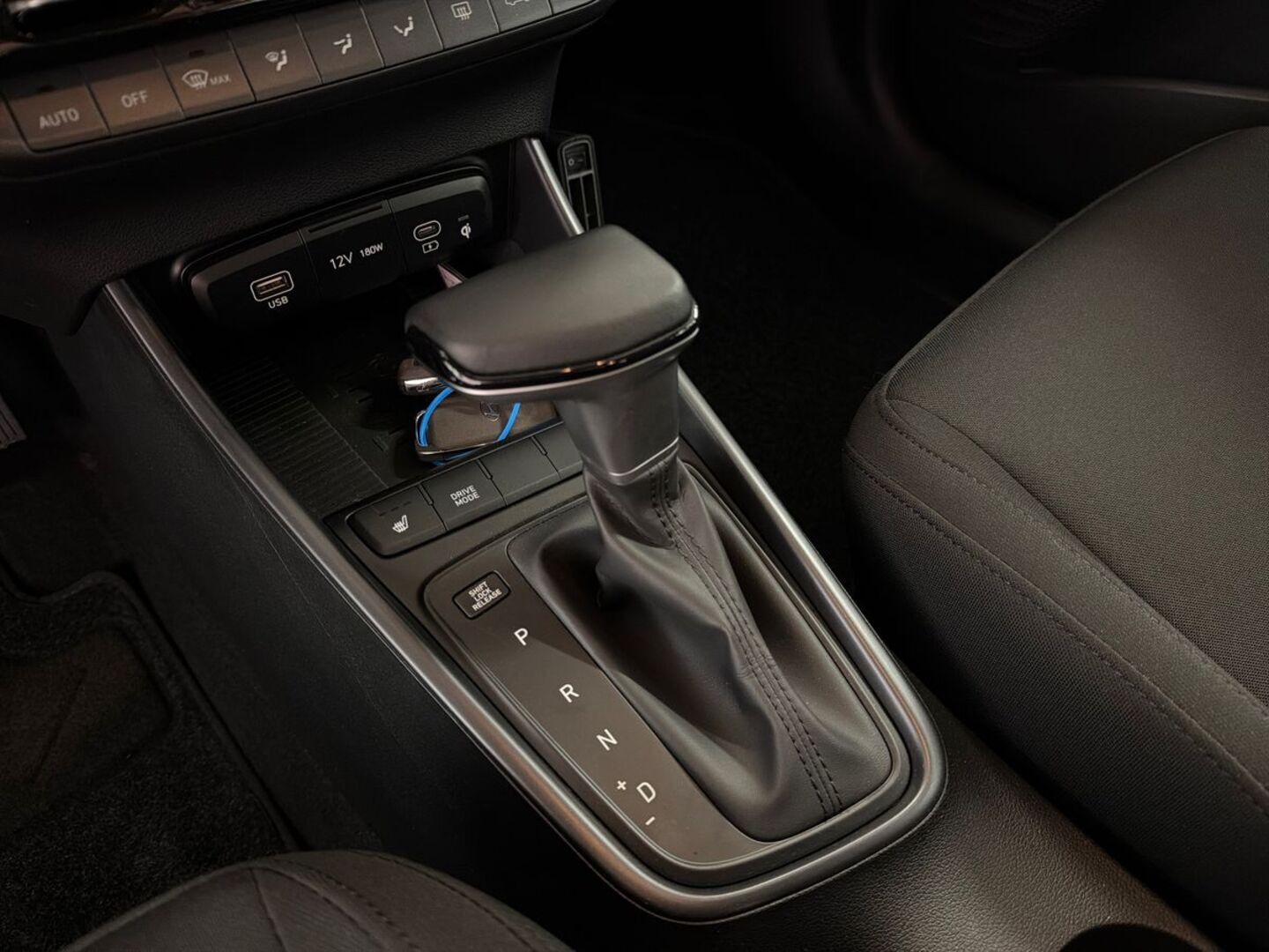 HYUNDAI i20 Hatchback 2024