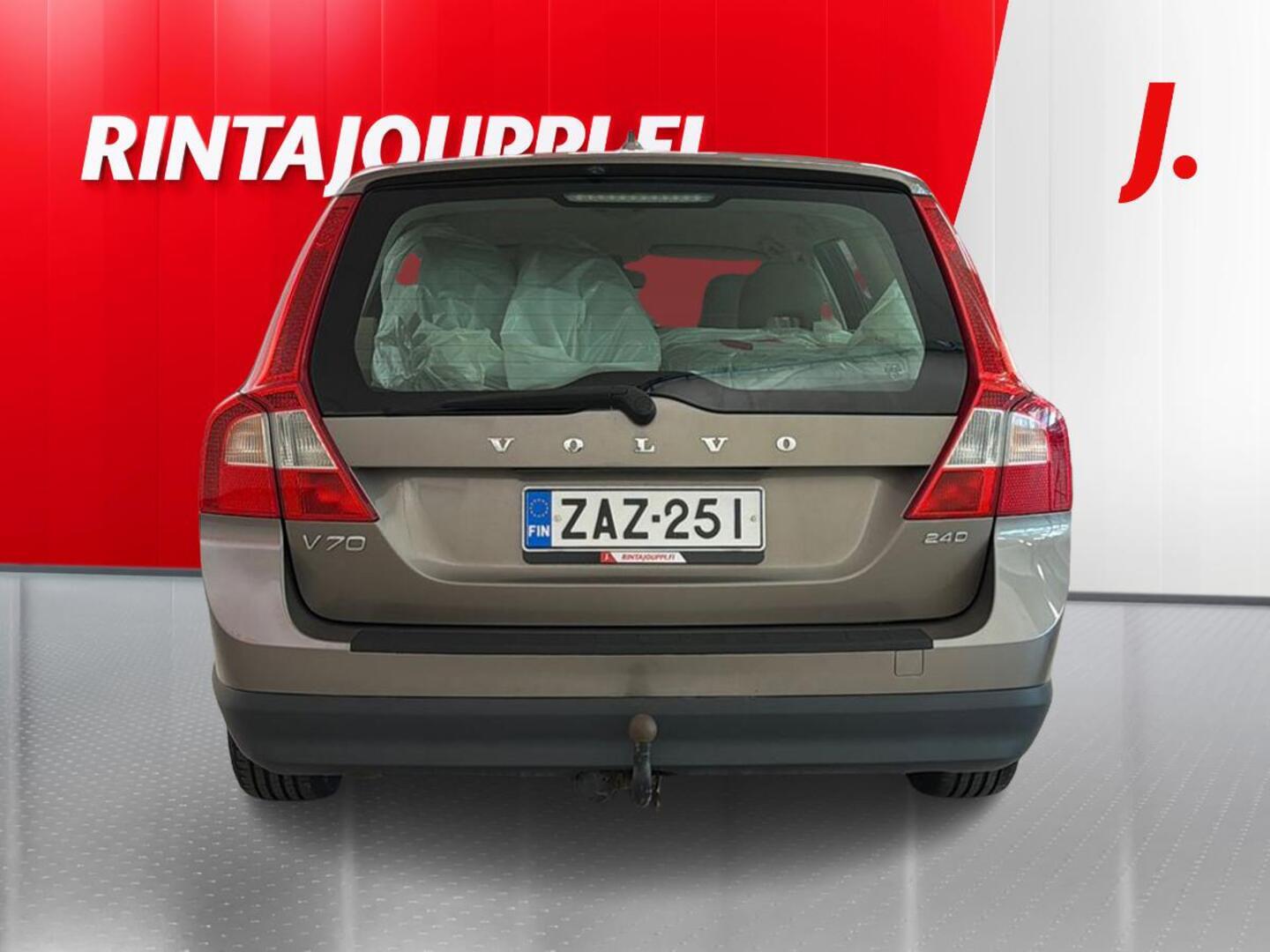 VOLVO V70 4