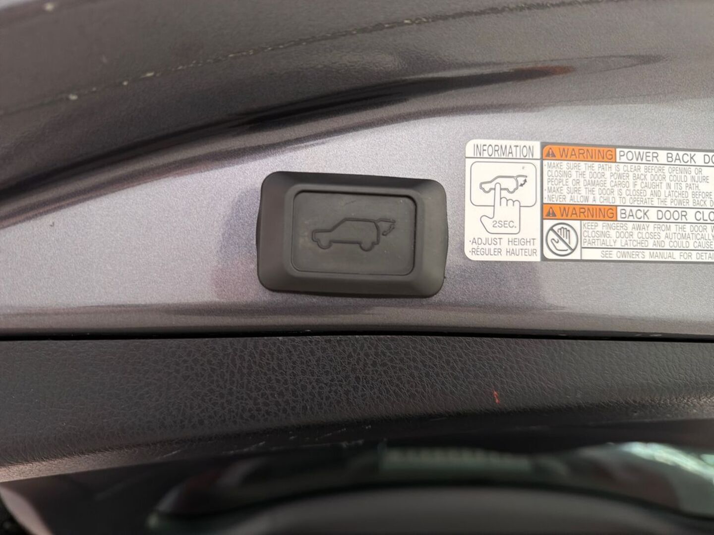 TOYOTA RAV4 28