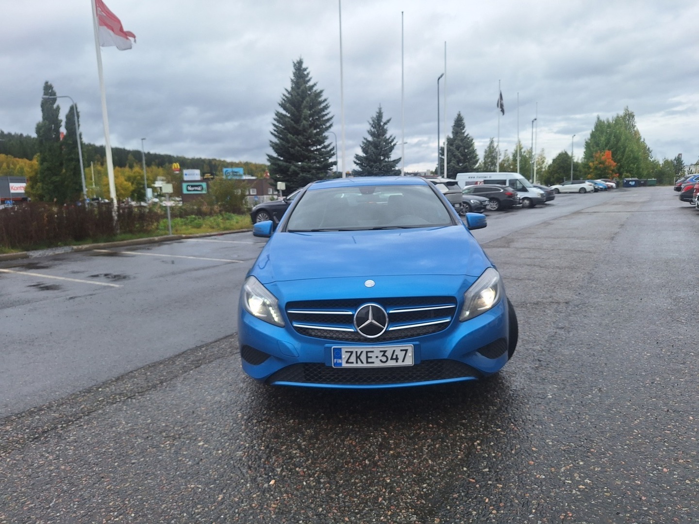 MERCEDES-BENZ A 2