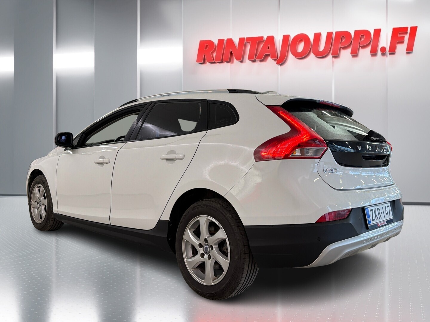 VOLVO V40 Cross Country 2016