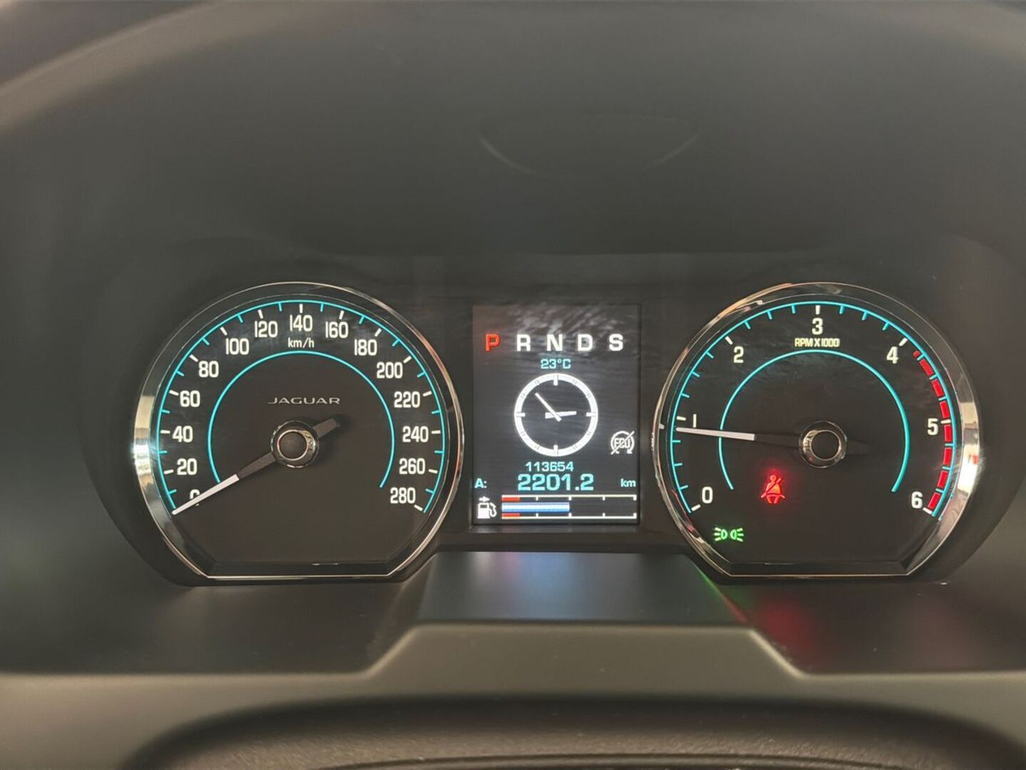 JAGUAR XF 2016