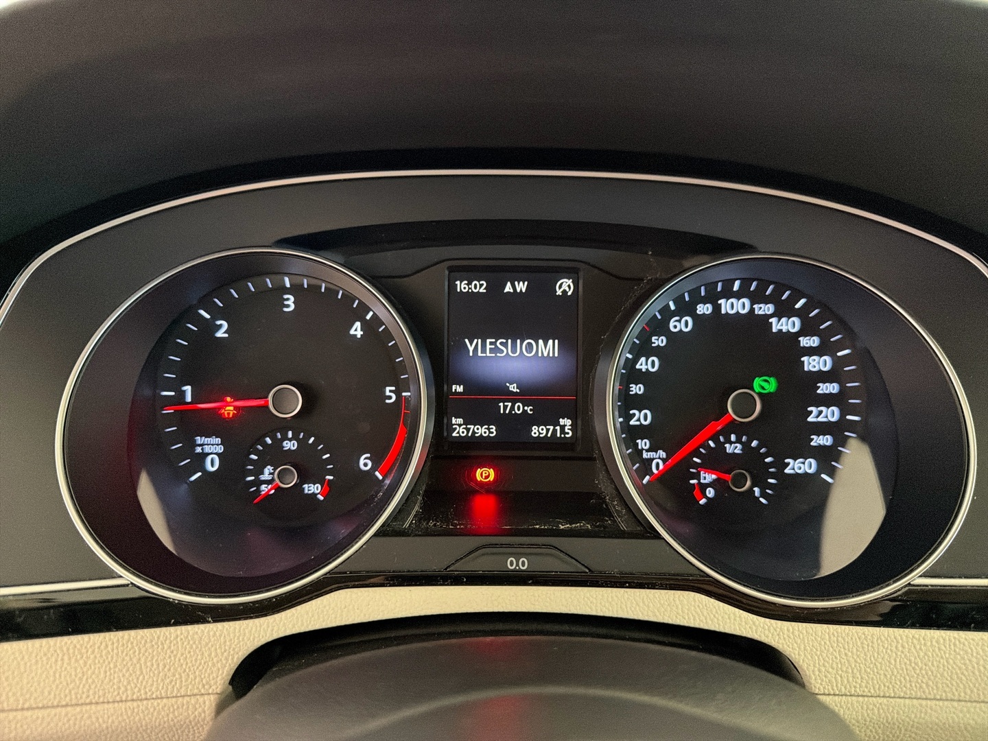VOLKSWAGEN Passat 2016