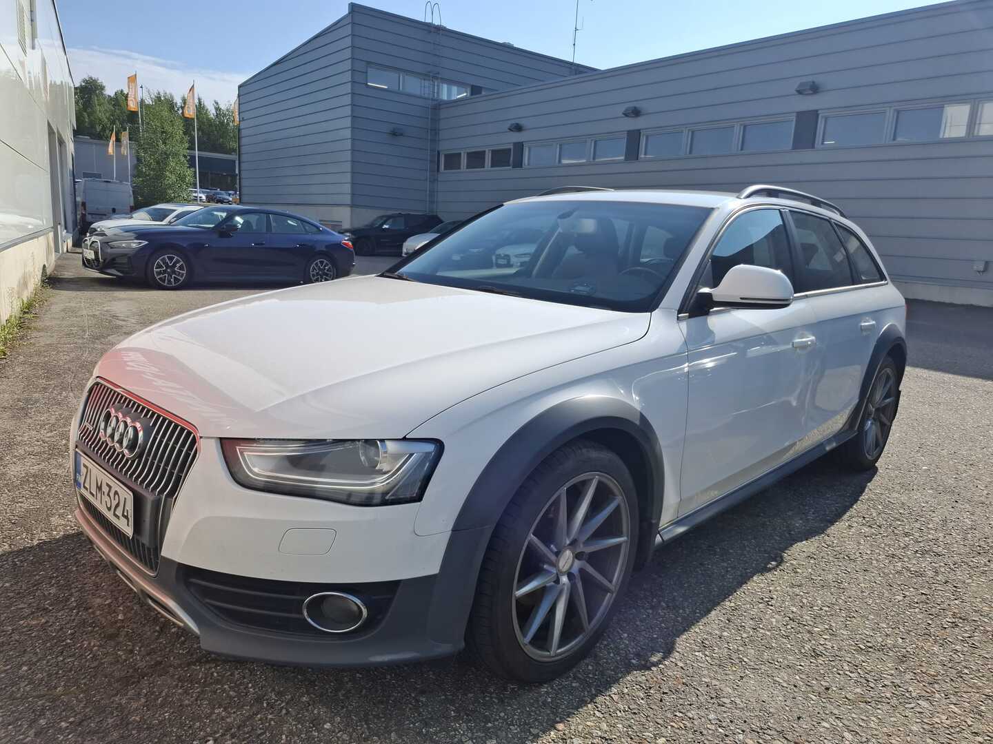 AUDI A4 allroad quattro 2012