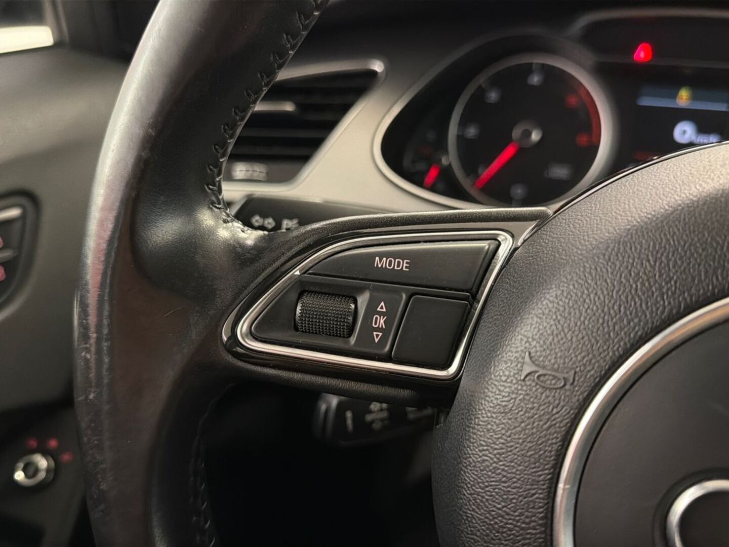 AUDI A4 allroad quattro 18