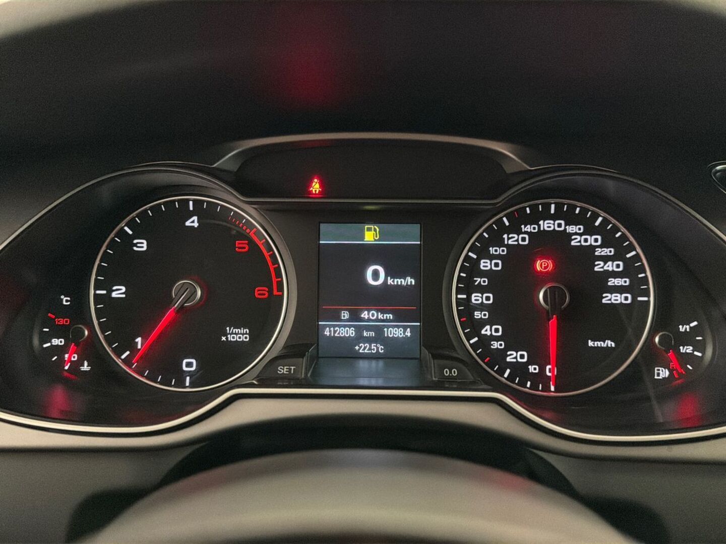 AUDI A4 allroad quattro 23