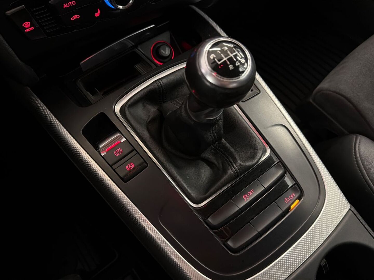 AUDI A4 allroad quattro 26