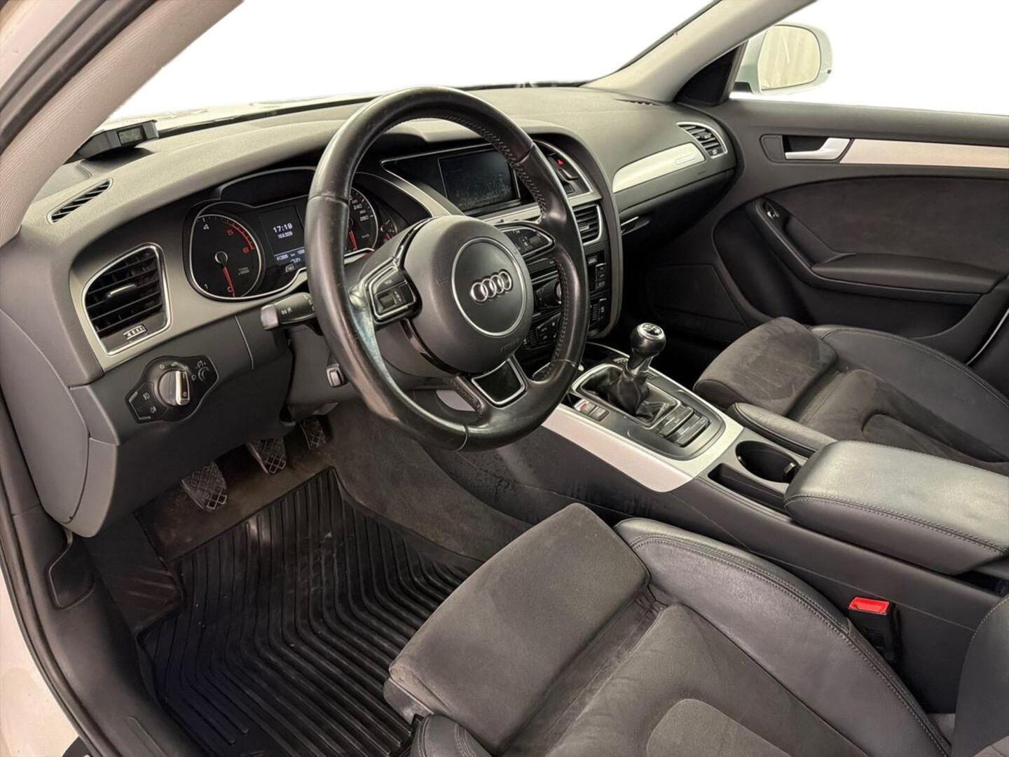 AUDI A4 allroad quattro 7