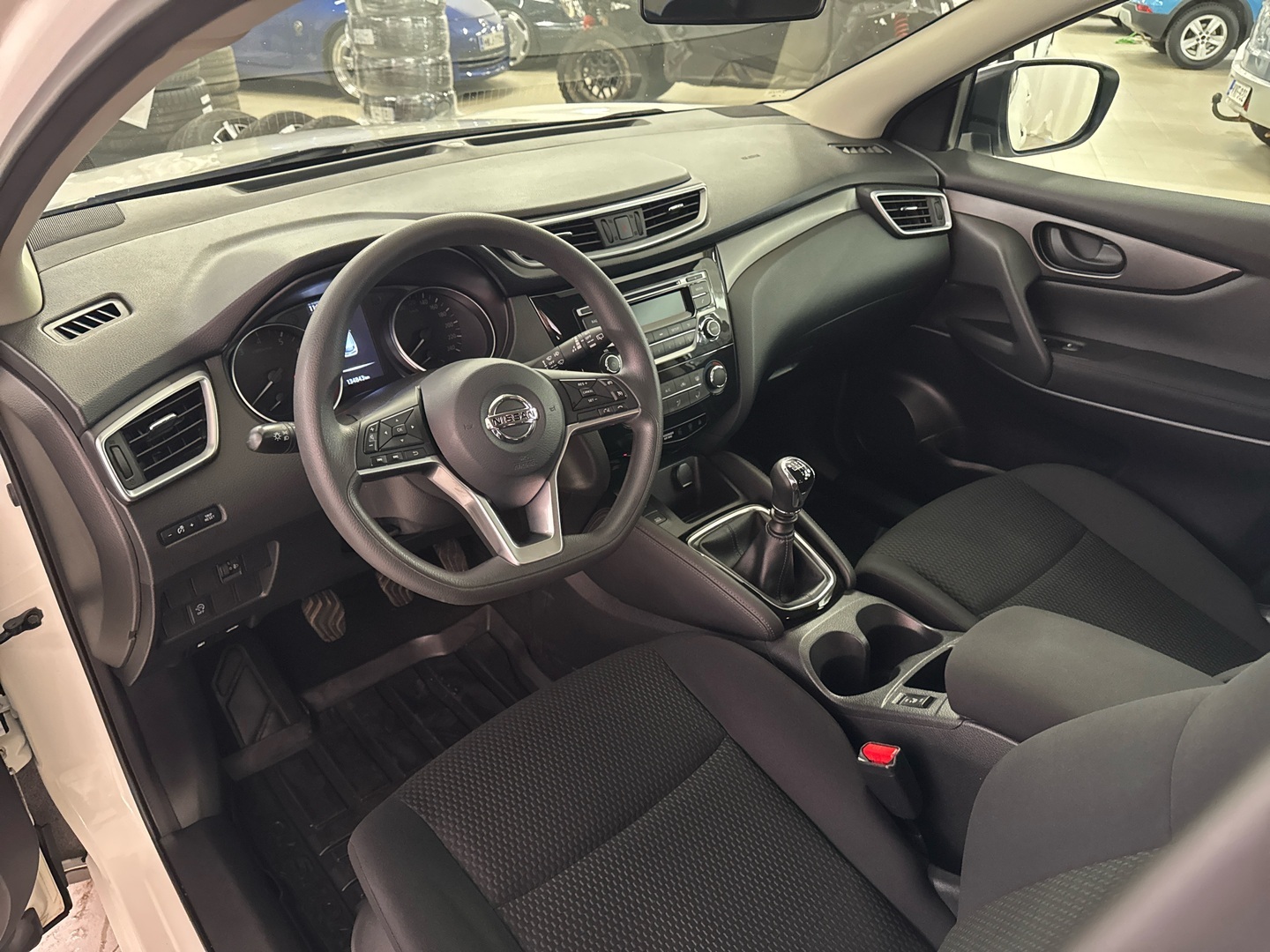 NISSAN Qashqai 2018