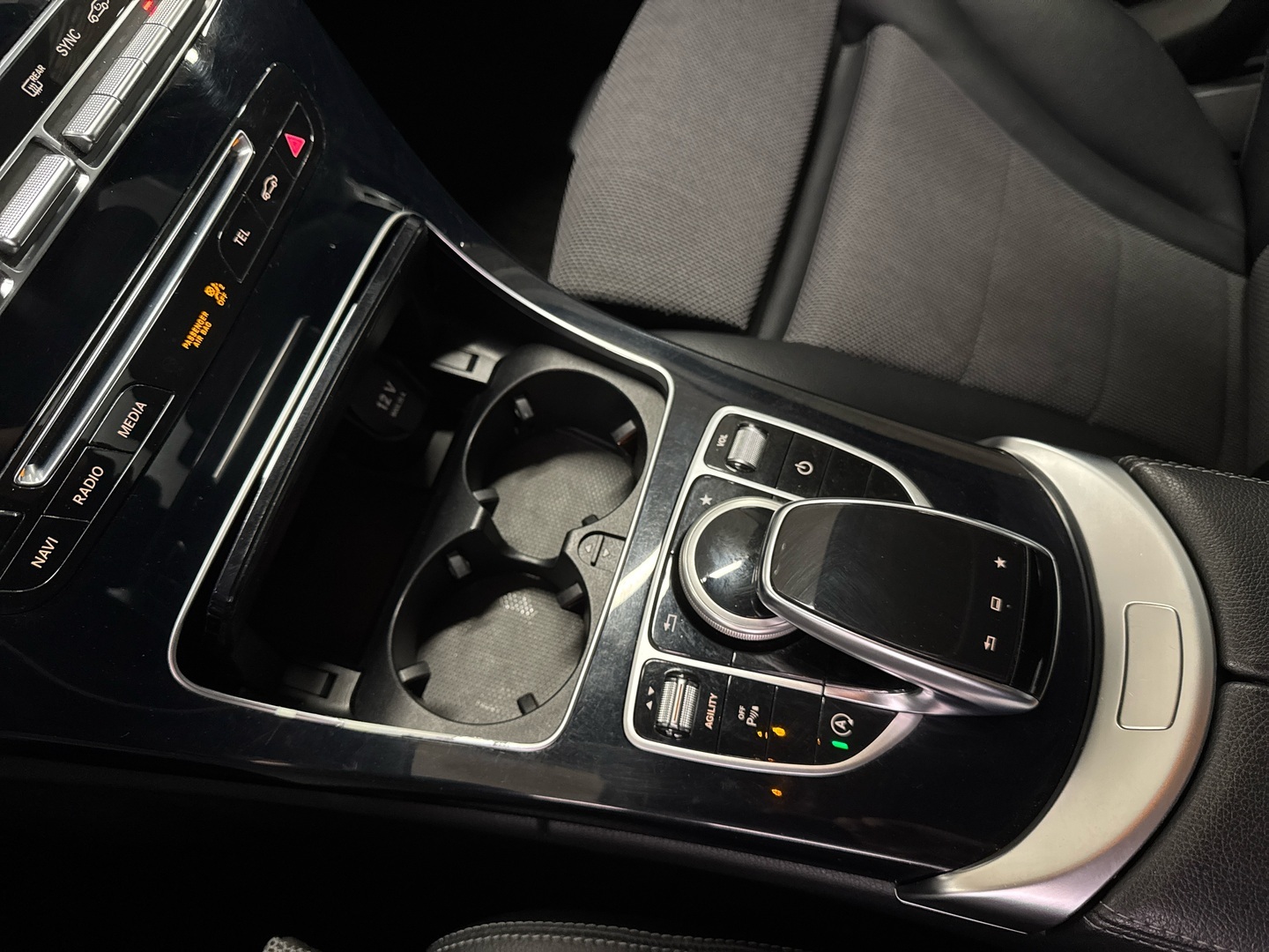 MERCEDES-BENZ C 2015