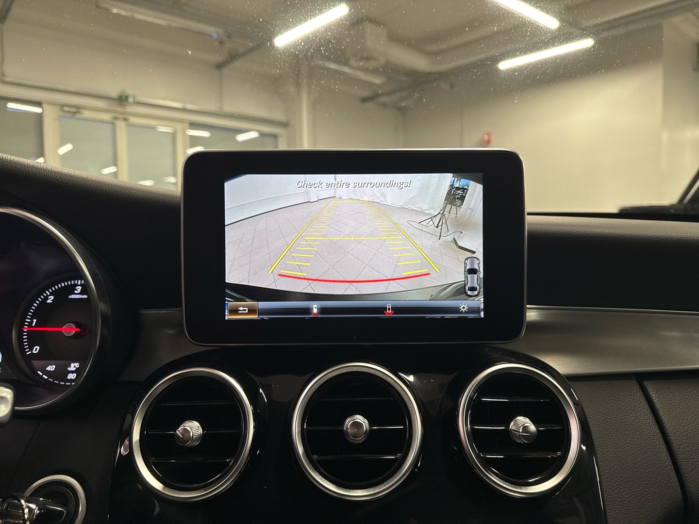 MERCEDES-BENZ C 2015