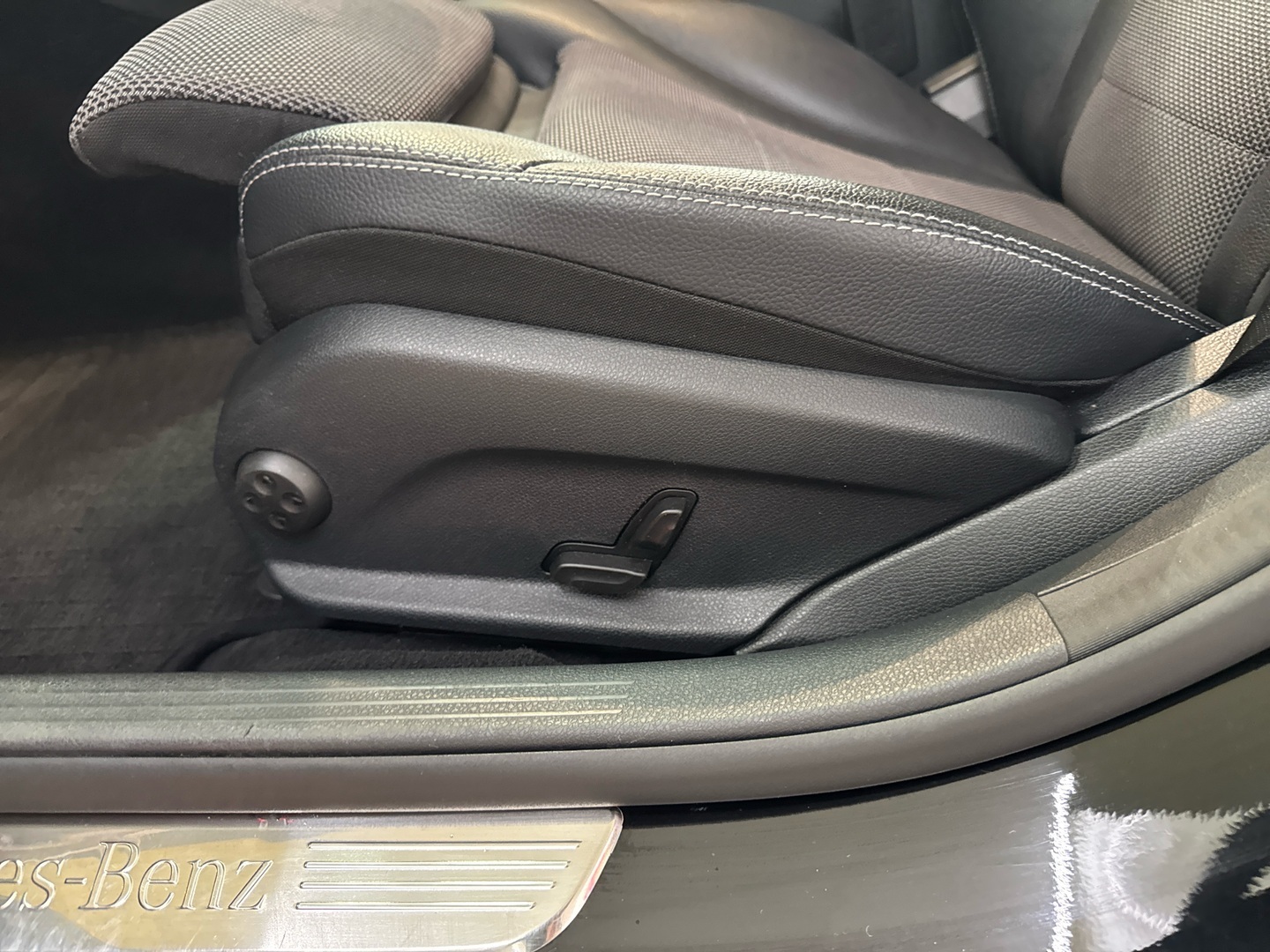 MERCEDES-BENZ C 2015