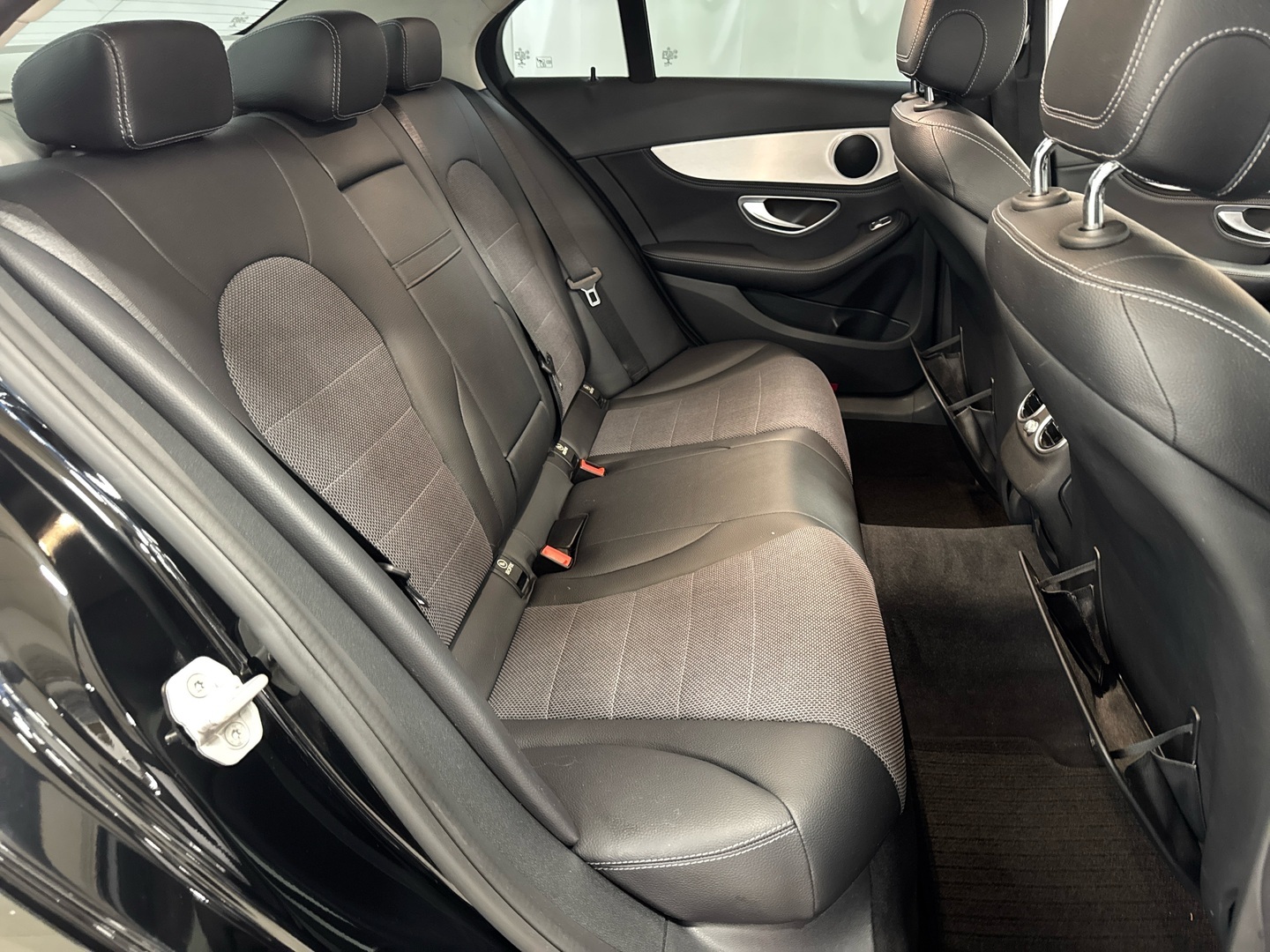 MERCEDES-BENZ C 2015