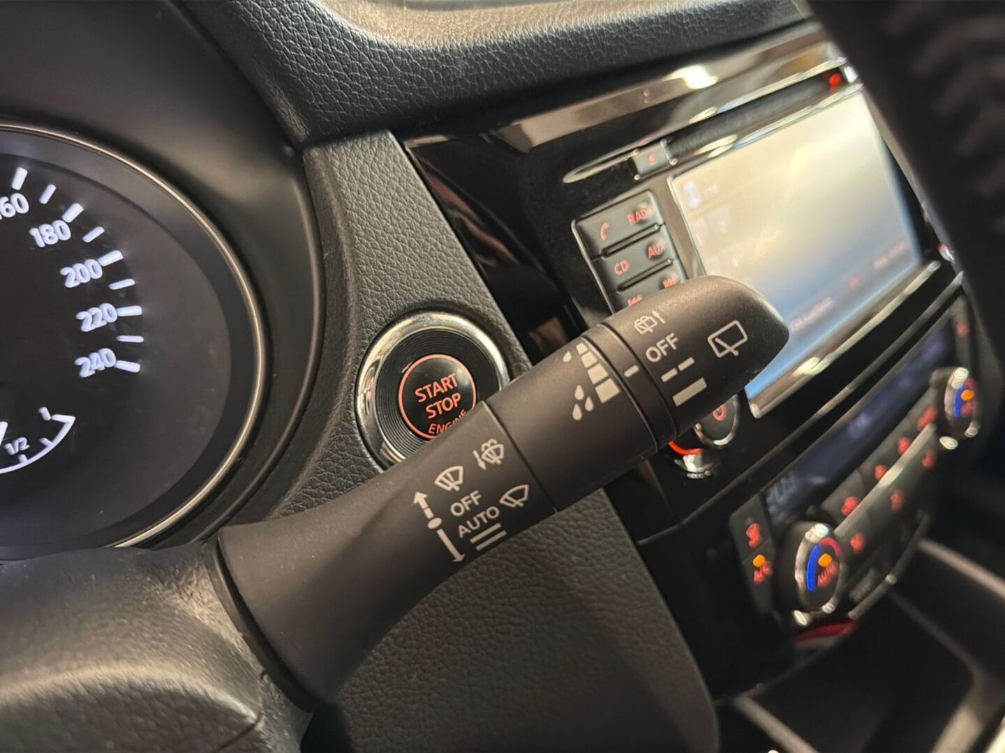 NISSAN Qashqai 2019