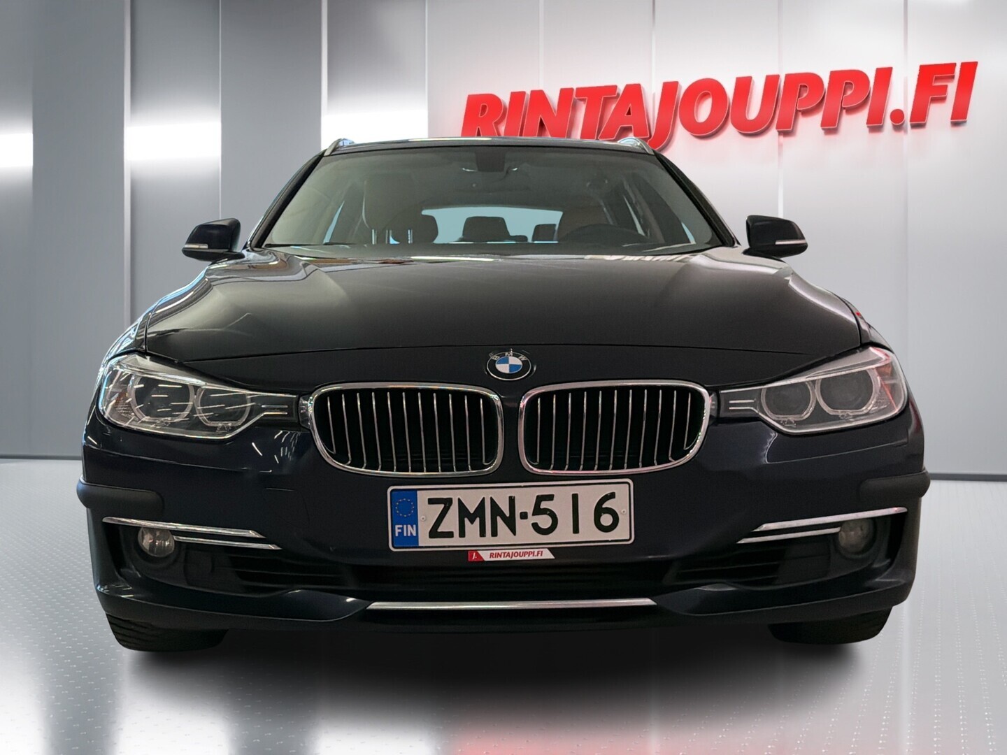 BMW 330 2014