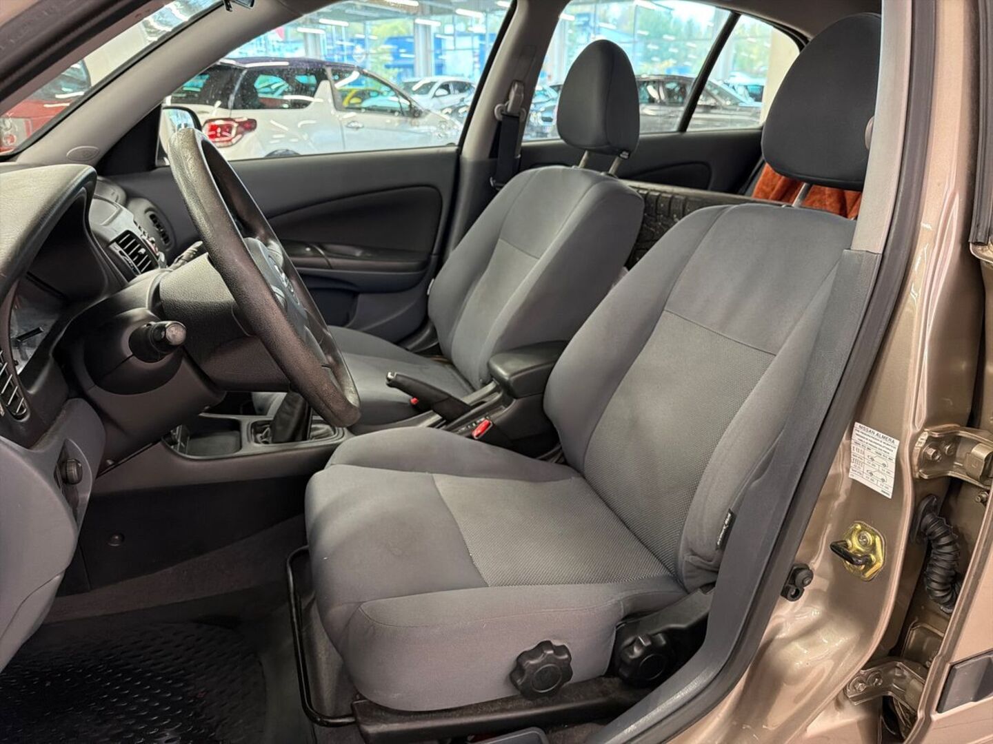 NISSAN Almera 15