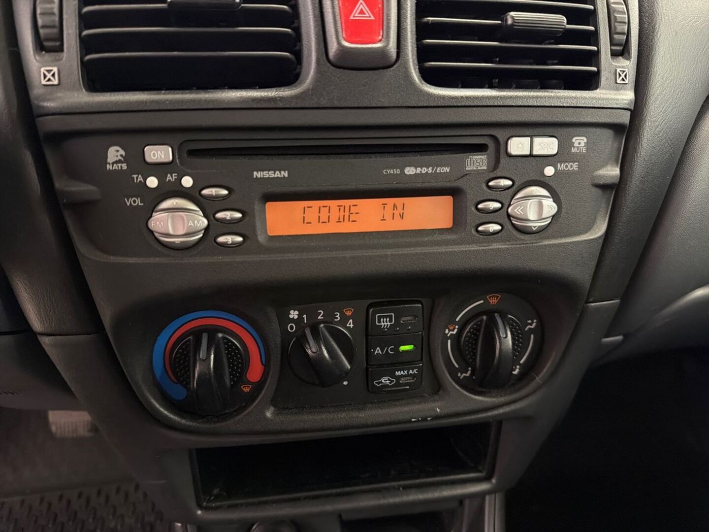 NISSAN Almera 18