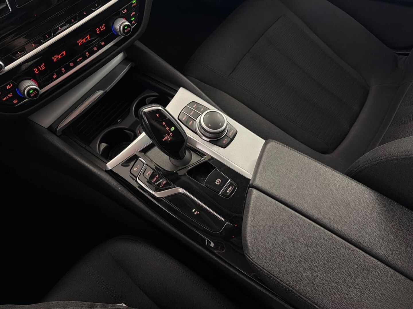 BMW 520 2021