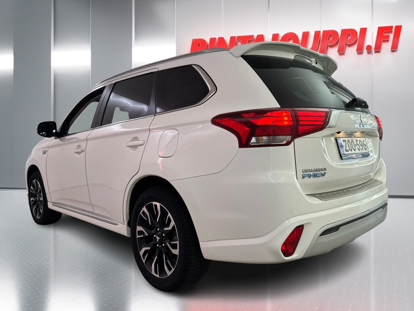 MITSUBISHI Outlander PHEV 2020