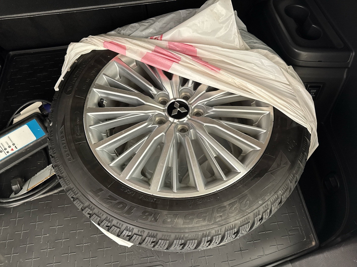 MITSUBISHI Outlander PHEV 2020