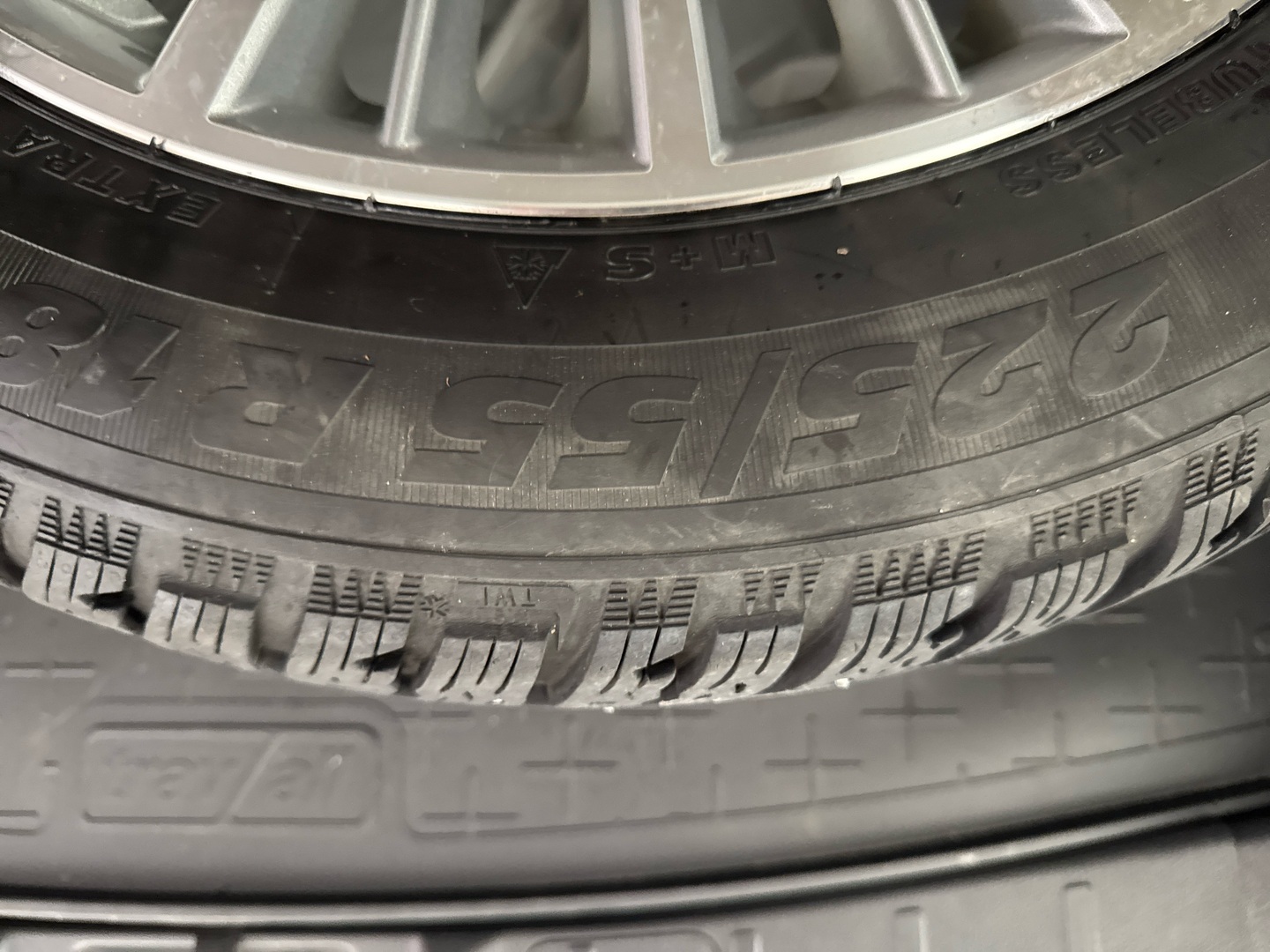 MITSUBISHI Outlander PHEV 2020