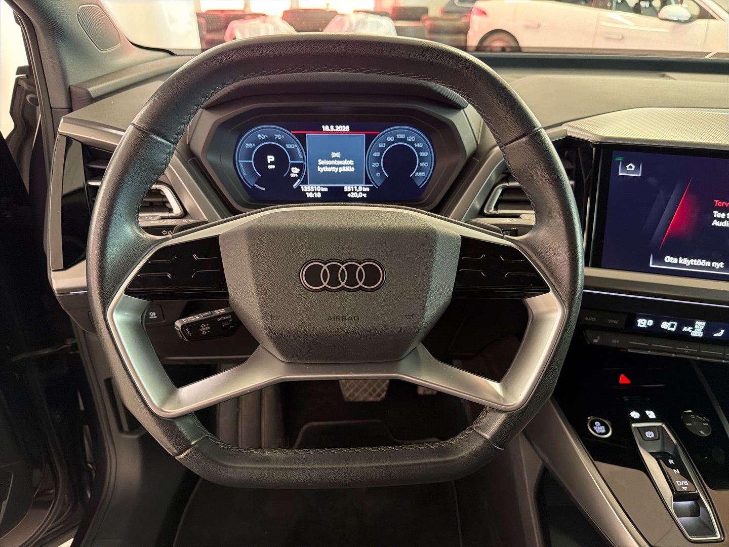 AUDI Q4 e-tron 2023
