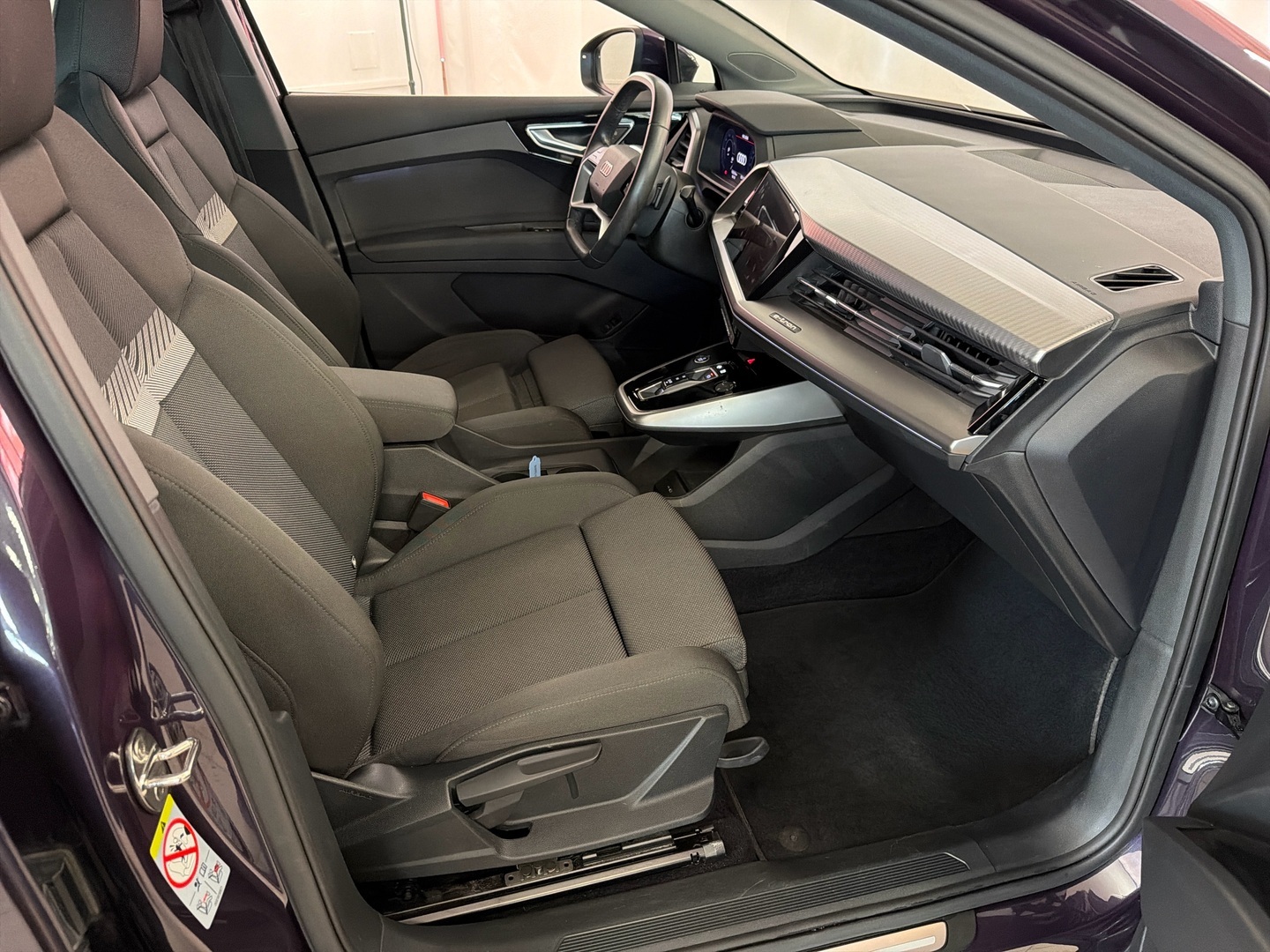 AUDI Q4 e-tron 2023