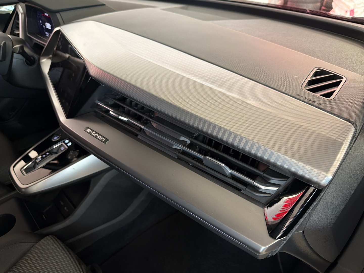 AUDI Q4 e-tron 2023