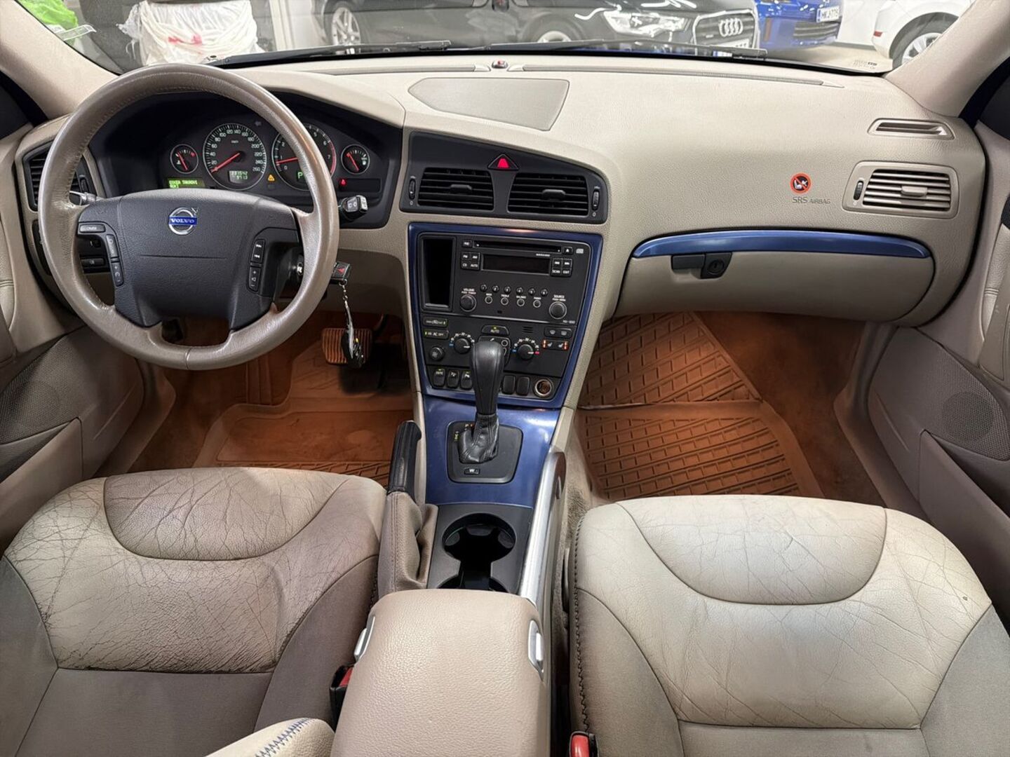 VOLVO XC70 2006