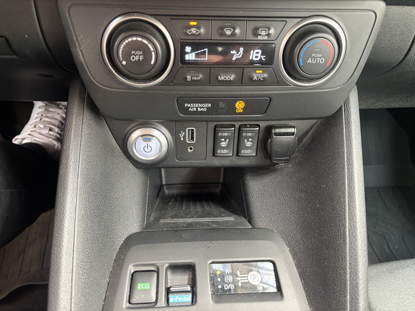 NISSAN Leaf 2021