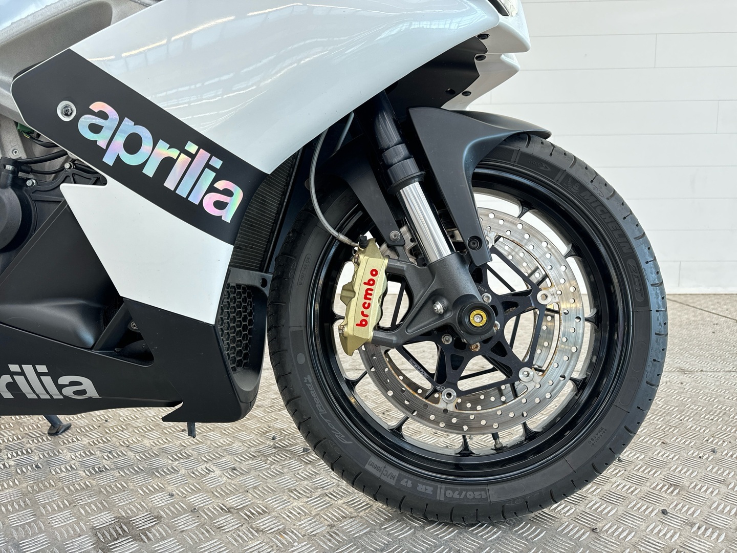 APRILIA RSV4 2010