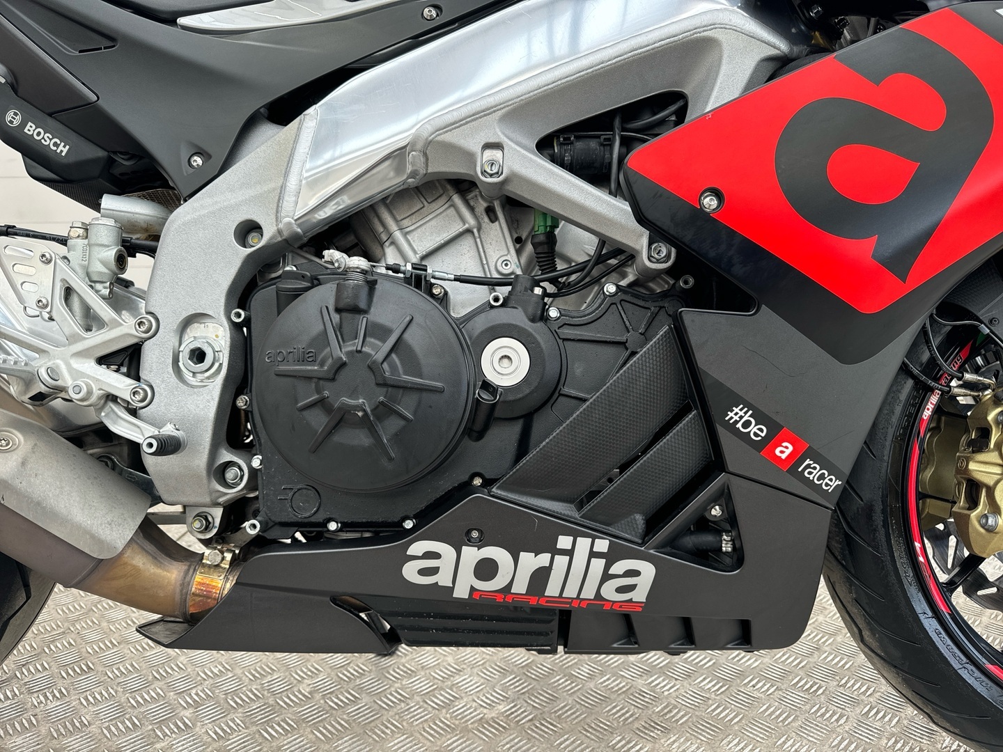 APRILIA RSV4 2017