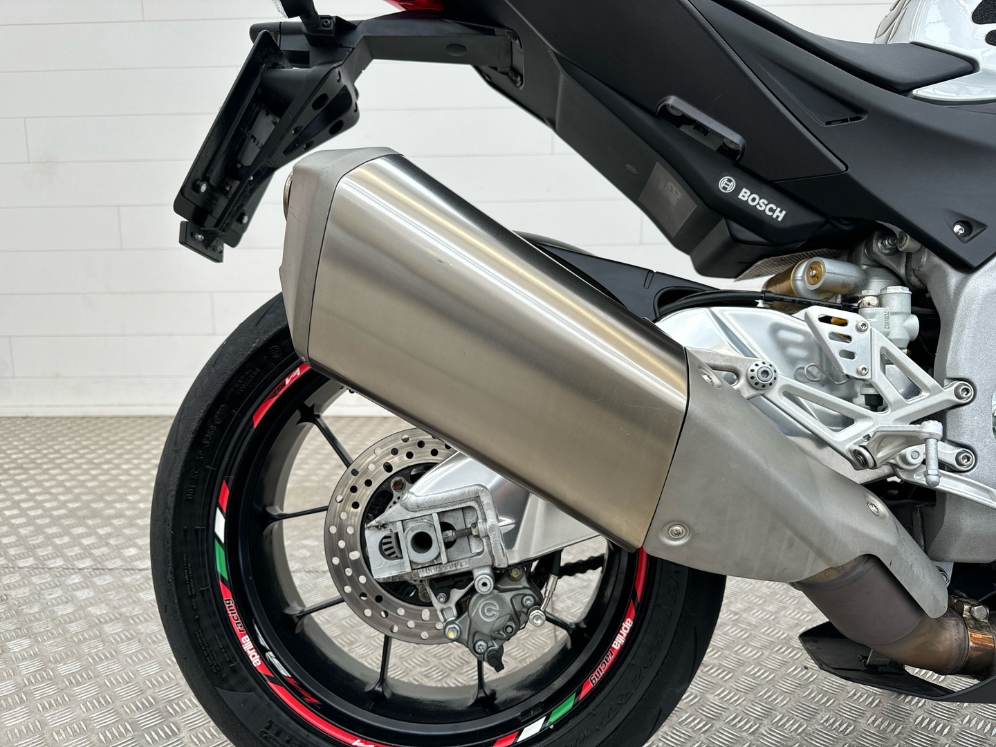 APRILIA RSV4 2017