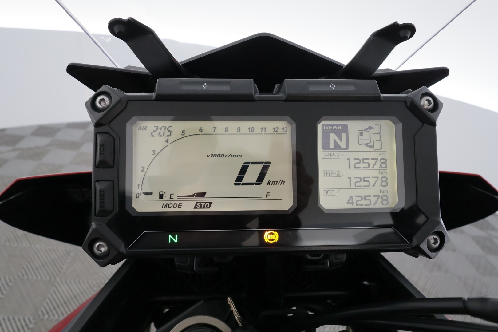 YAMAHA MT-09 2015