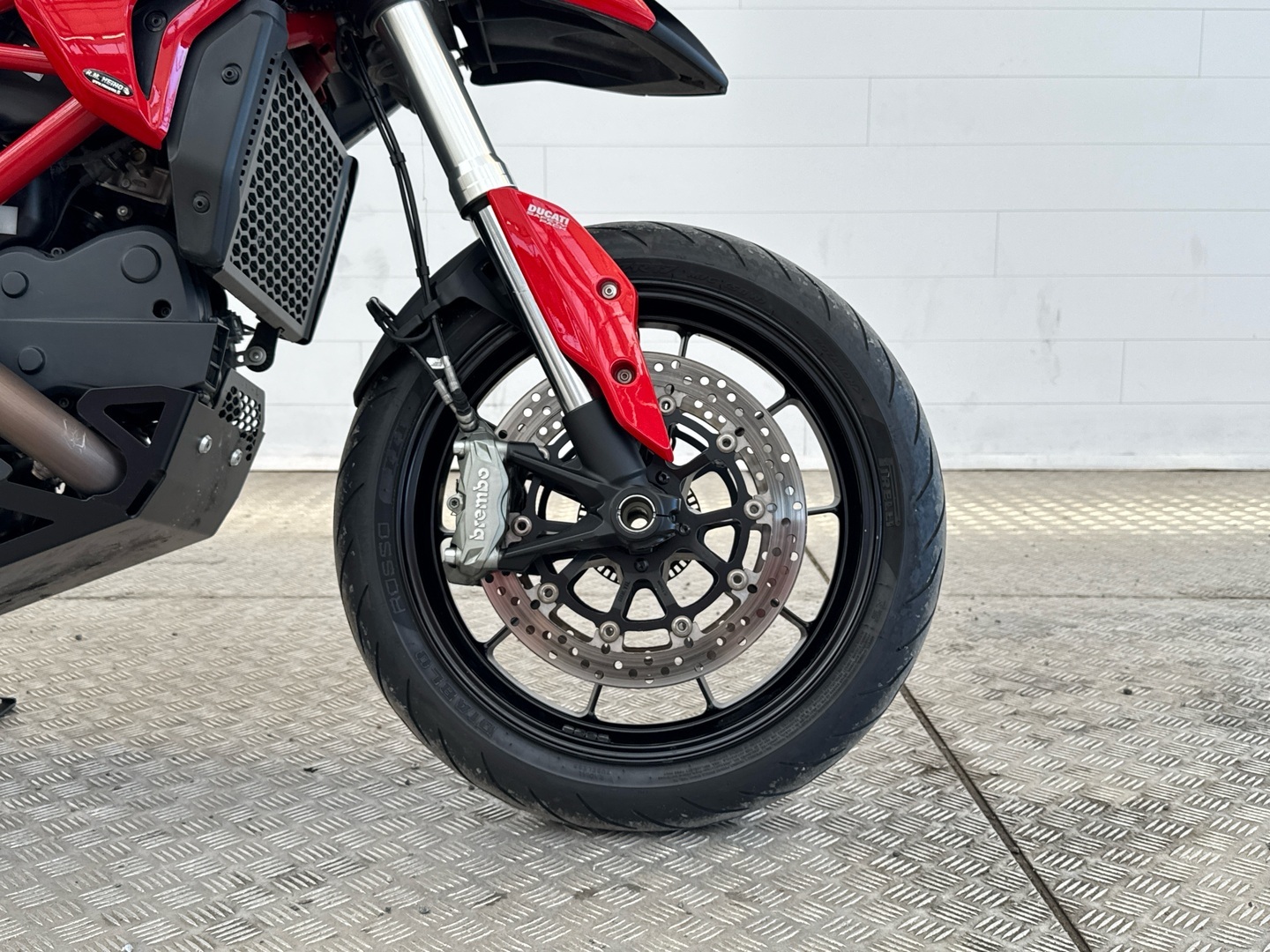 DUCATI Hypermotard 2015