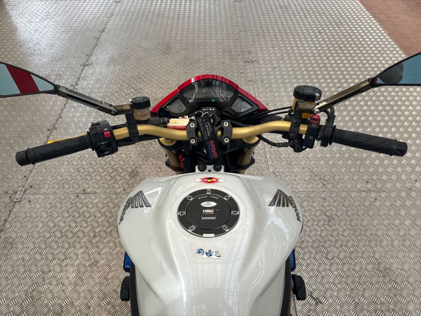 HONDA CB 2012