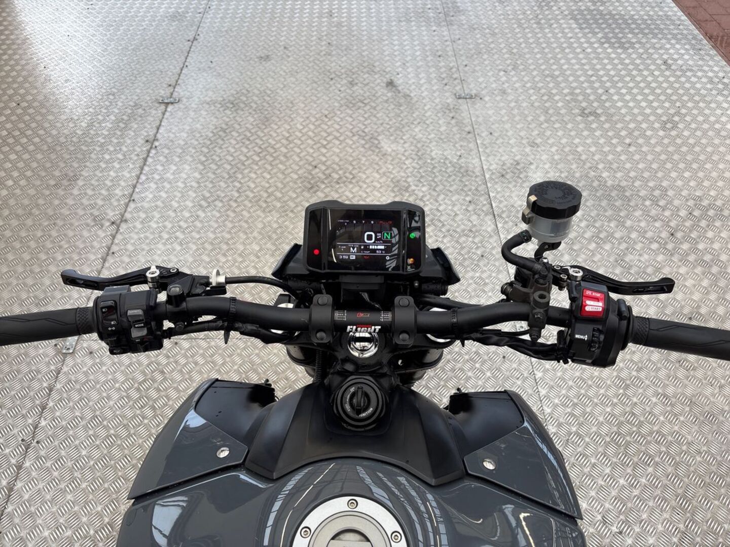 YAMAHA MT-09 2021
