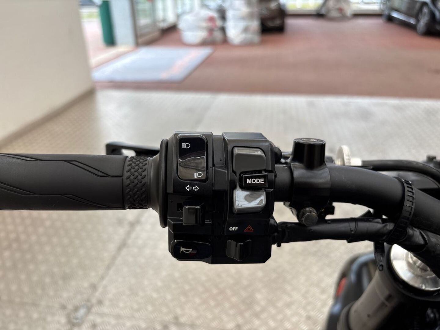 YAMAHA MT-09 2021