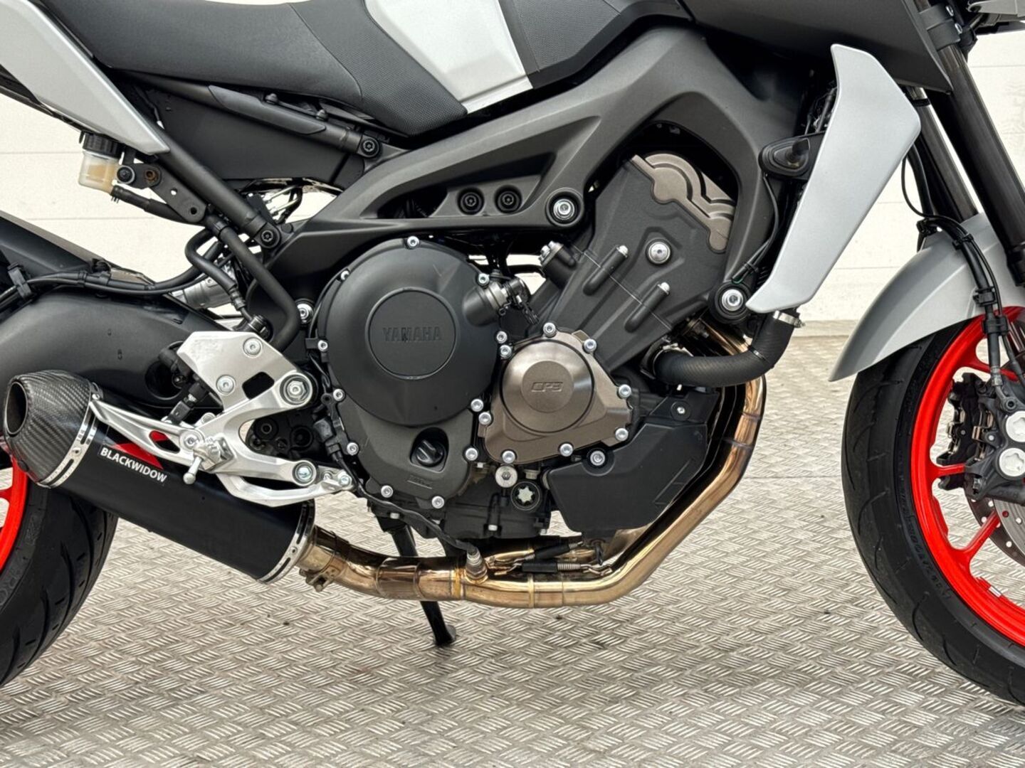 YAMAHA MT-09 2020