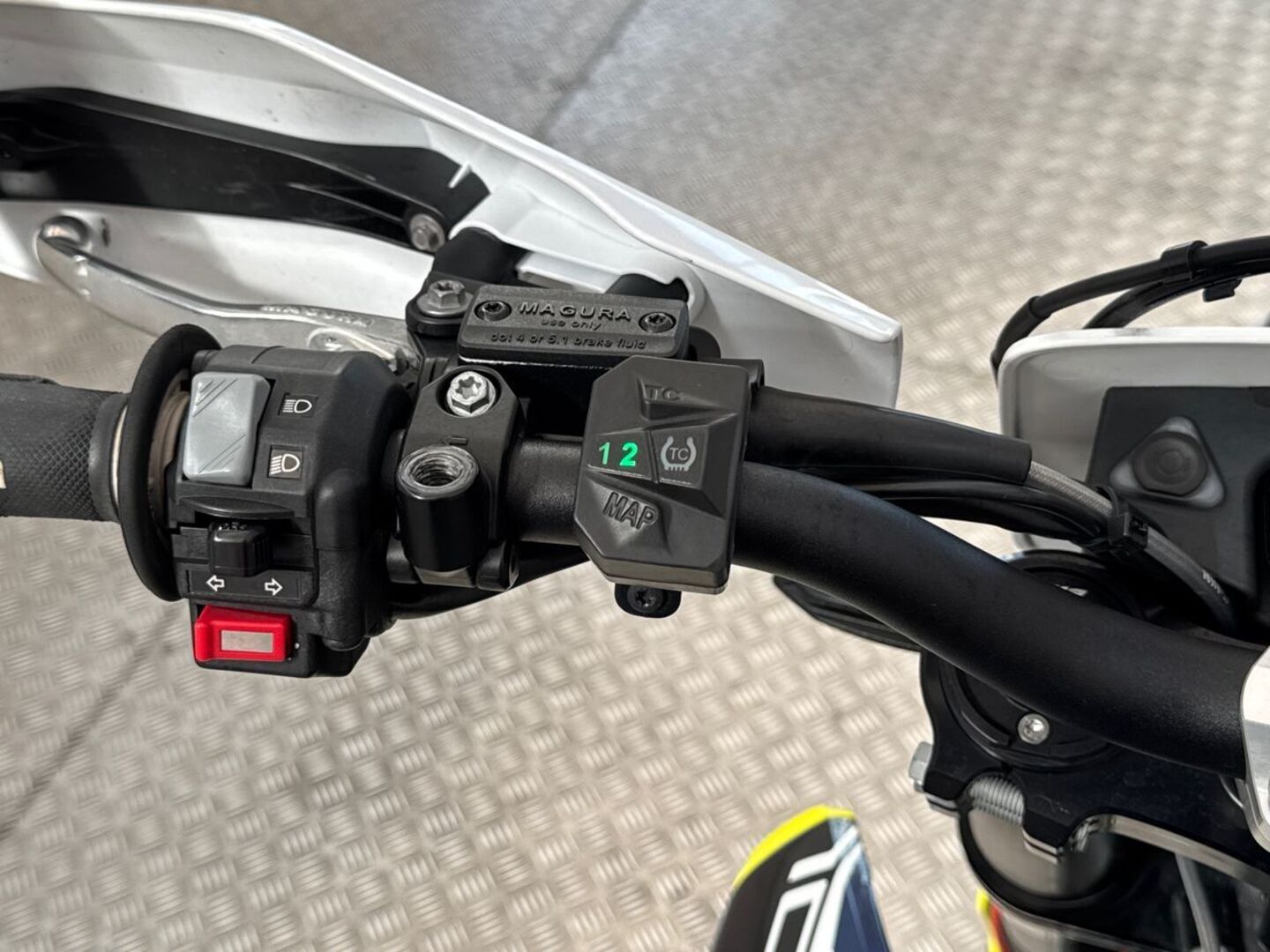 HUSQVARNA Husqvarna 701 Supermoto 2020