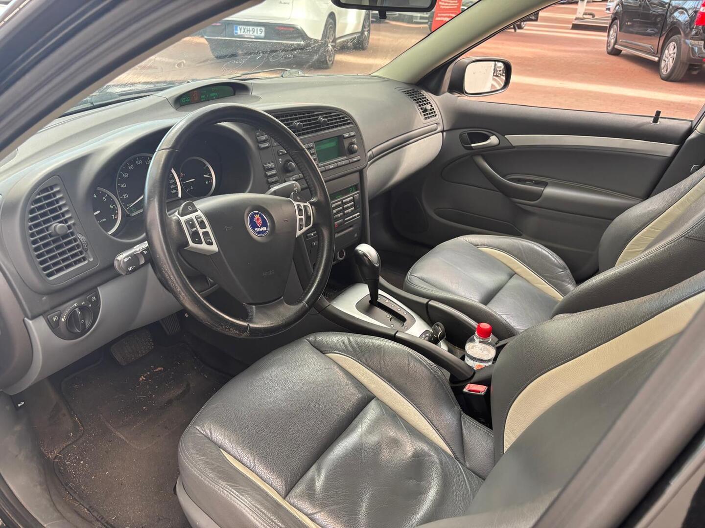 SAAB 9-3 2005