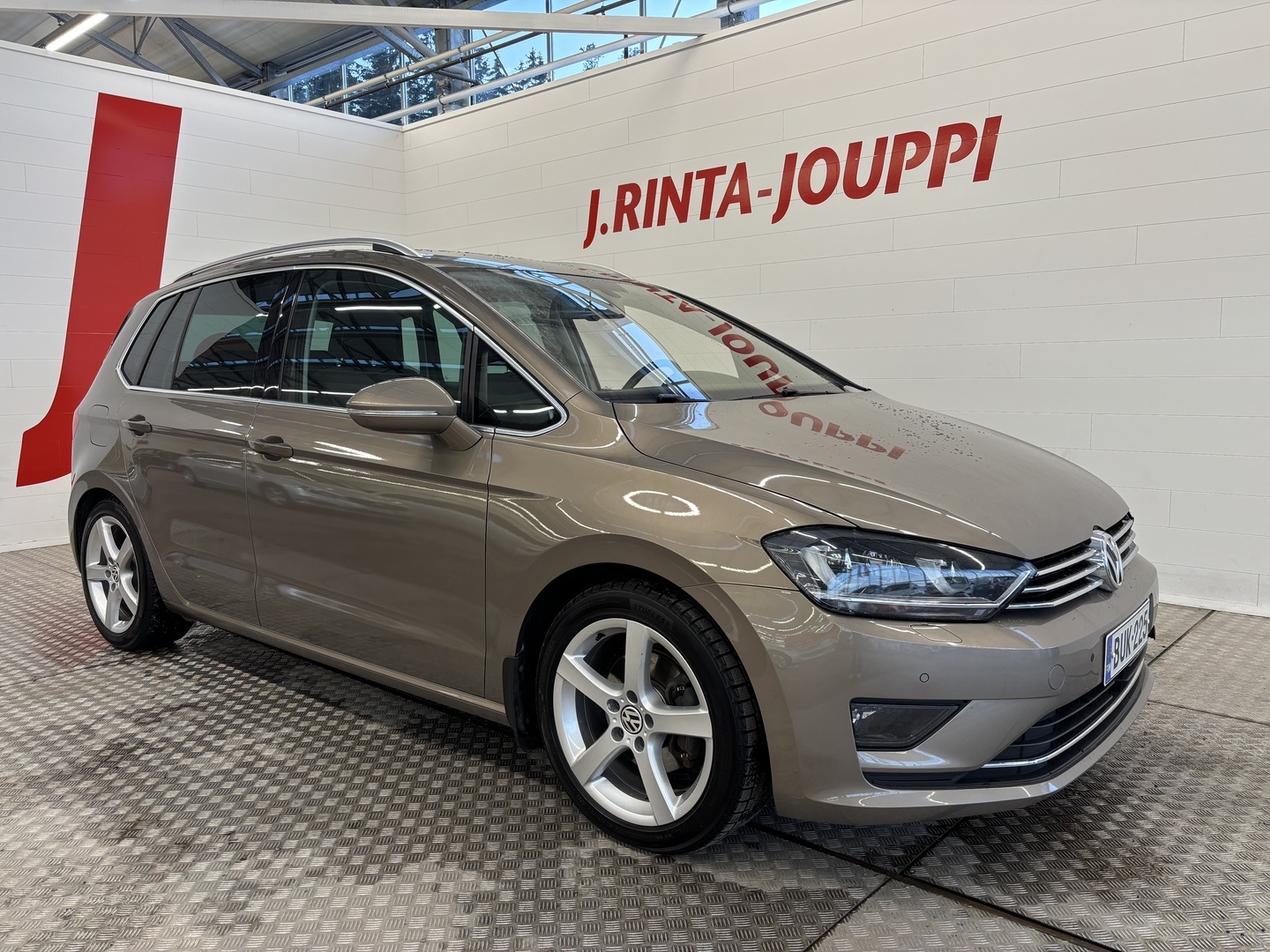 VOLKSWAGEN Golf Sportsvan 2016