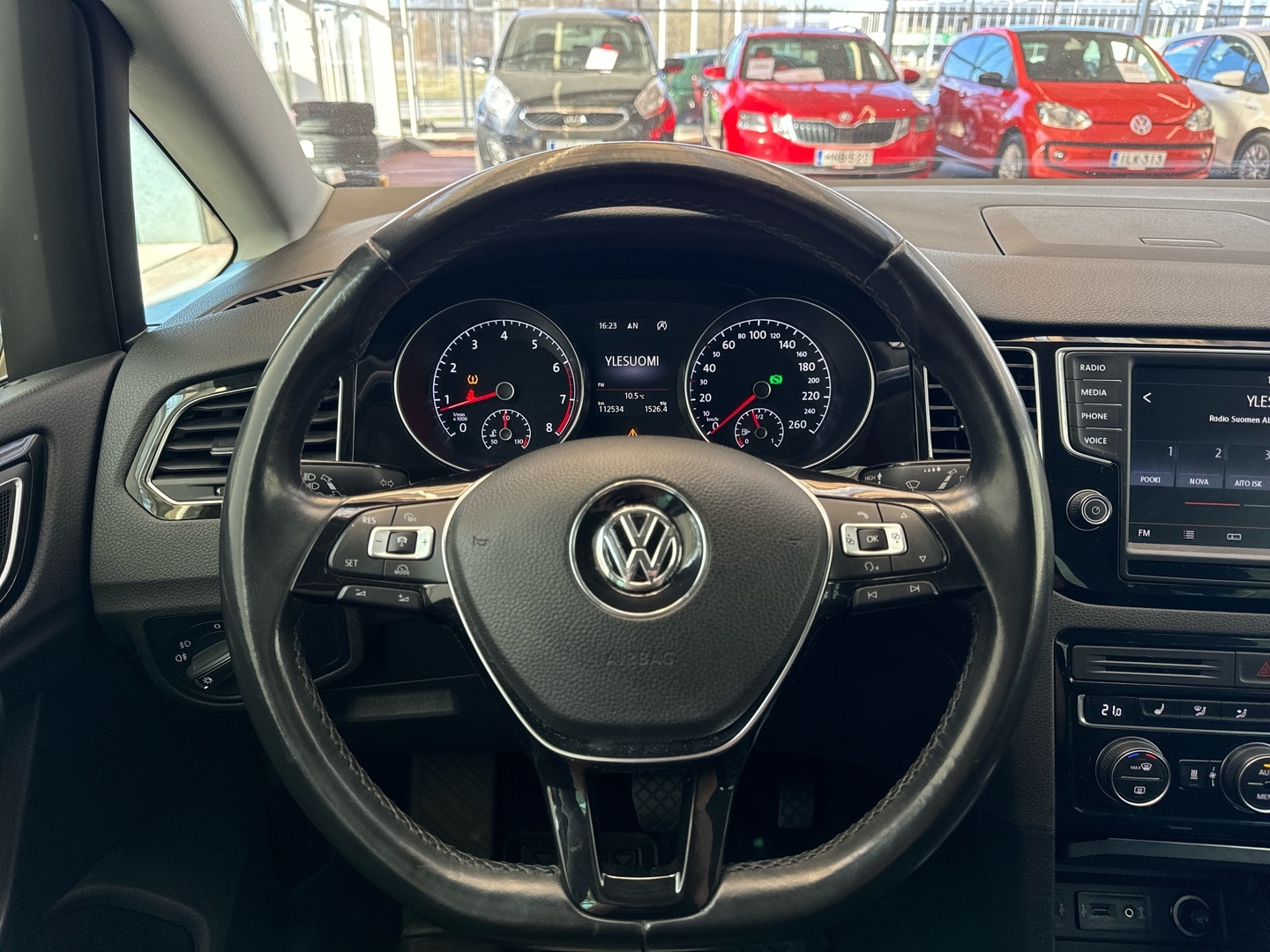 VOLKSWAGEN Golf Sportsvan 2016