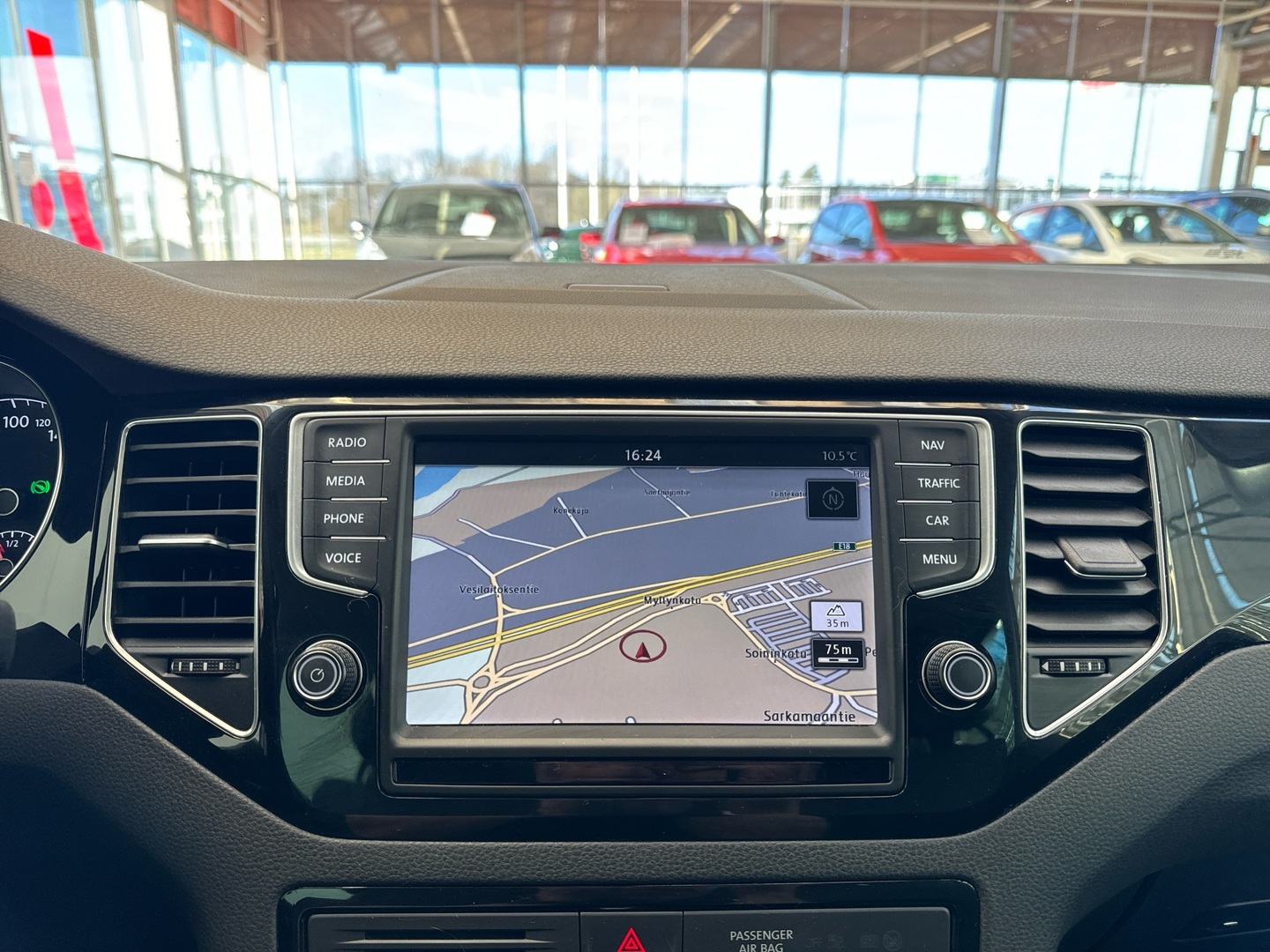 VOLKSWAGEN Golf Sportsvan 2016