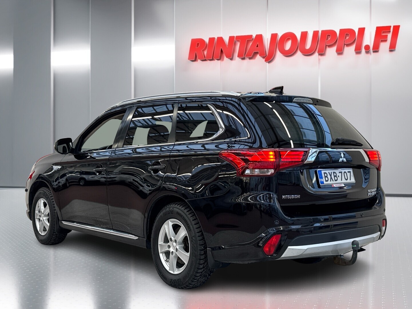 MITSUBISHI Outlander PHEV 2015